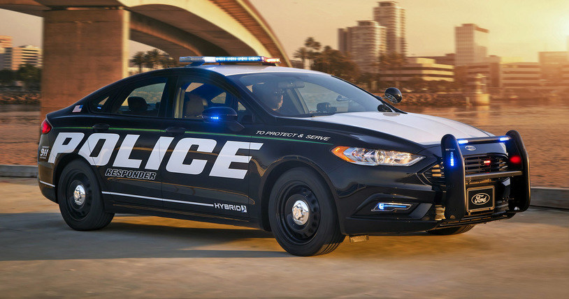 Ford Police Responder Hybrid Sedan /Informacja prasowa