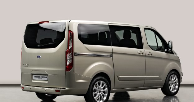 Ford tourneo custom /Informacja prasowa