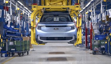Ford zatrudnia zwolnionych pracowników. Sztuczna Inteligencja zawiodła
