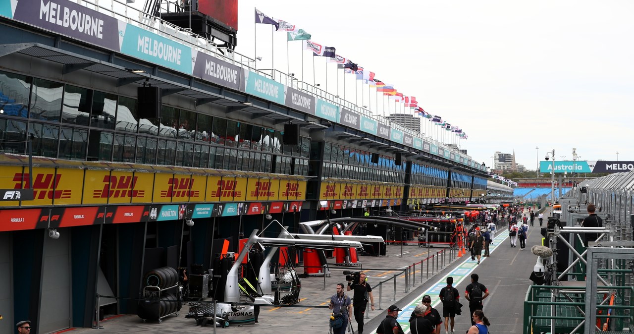 Formuła 1 bez wyścigów popada w kłopoty /Getty Images