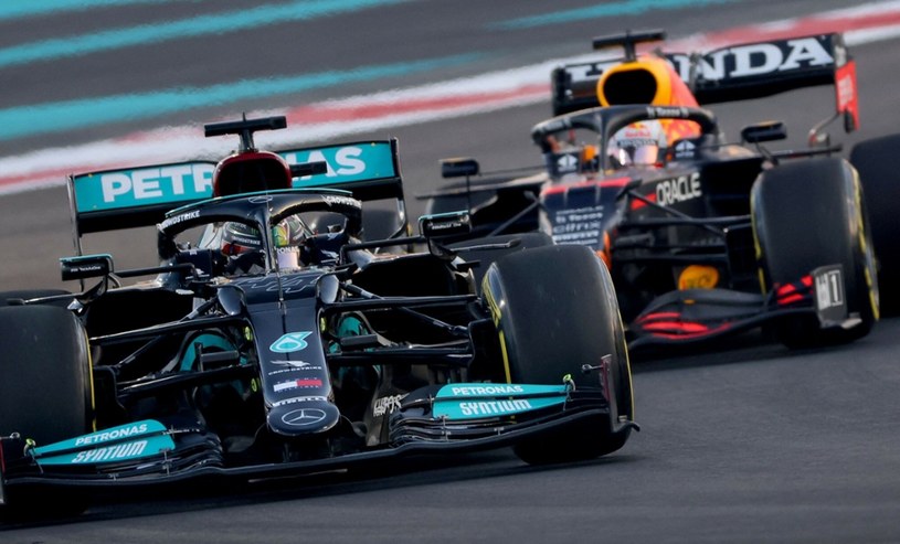 Formuła 1. Grand Prix Abu Zabi. Hamilton i Verstappen najszybsi na piątkowych treningach /GIUSEPPE CACACE/AFP/East News /AFP