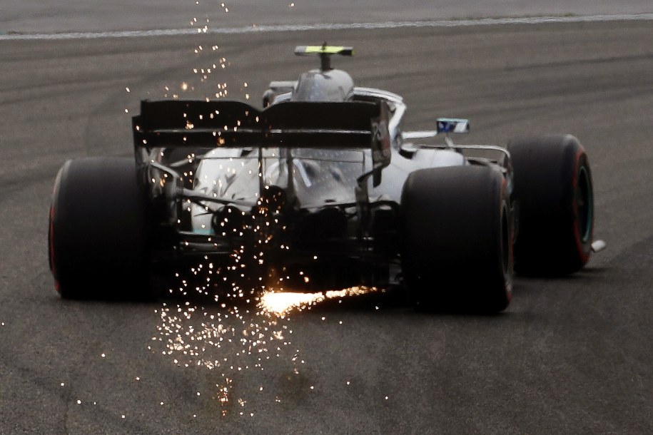 Formuła 1: Pole position dla Bottasa, Kubica najwolniejszy w Szanghaju /WU HONG /PAP/EPA