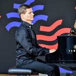 Fortepiany Wolności 2019: Maciej Tubis gra Krzysztofa Komedę
