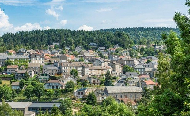 Fortuna dla francuskiej wioski w podzięce za uratowanie żydowskiej rodziny przed nazistami