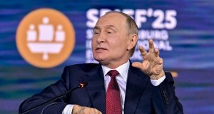 Forum pod patronatem Putina: Zawita delegacja z USA