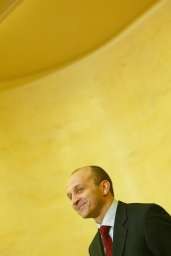 Fot.: Jan Zdzarski. Który z kandydatów cieszy się poparciem premiera? /Agencja SE/East News
