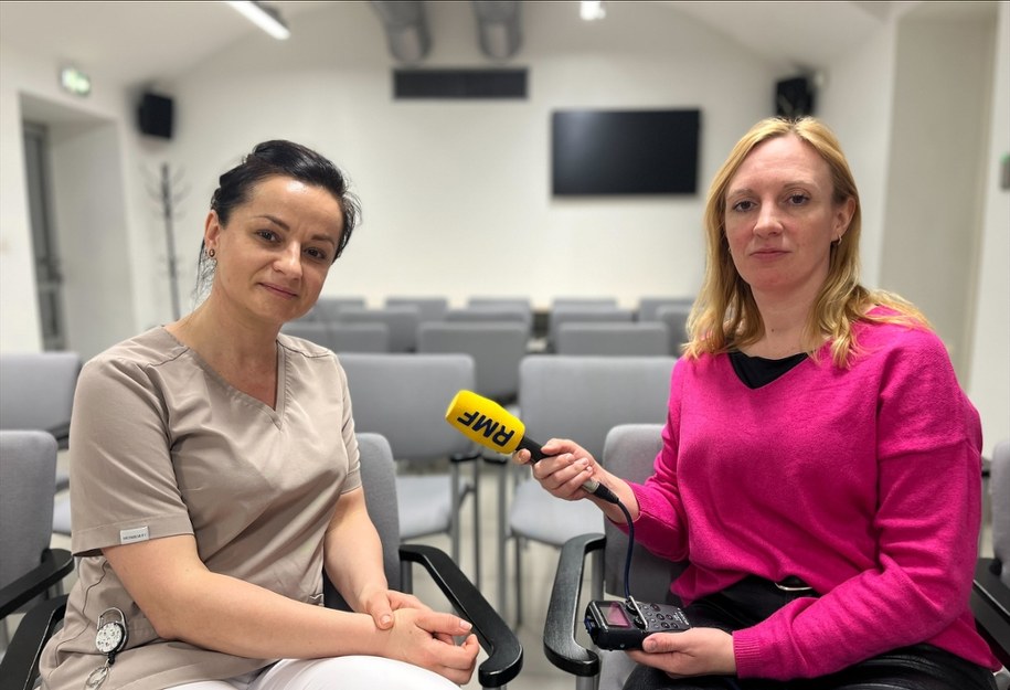 fot. Neurologopeda Urszula Smółka w rozmowie z Kamilą Konturek-Ziembą /