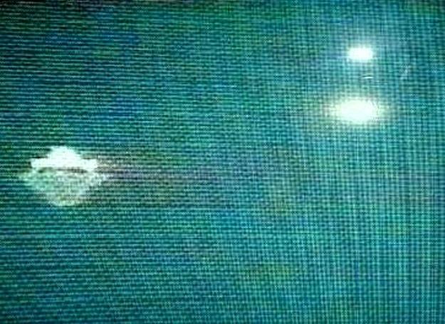 Fotografia mająca przedstawiać anioły unoszące się wokół radzieckiej stacji kosmicznej Salut 7 /MWMedia