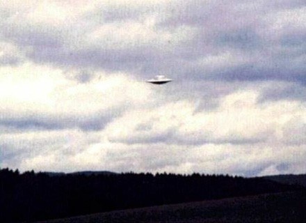 Fotografia mająca przedstawiać UFO /MWMedia