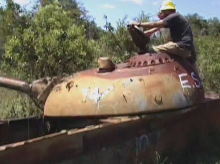 Fotografia zamieszczona w książce Bogusława Dąbrowskiego "Spalić paszport. Opowiadania misjonarza z Ugandy" /Bogusław Dąbrowski /