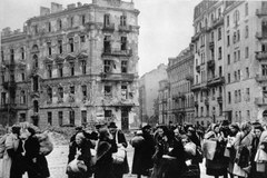 Fotograficzna historia Powstania Warszawskiego