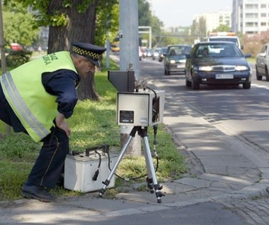 Fotoradary wrócą do straży miejskiej? Powiaty chcą nowego "polowania" na kierowców!