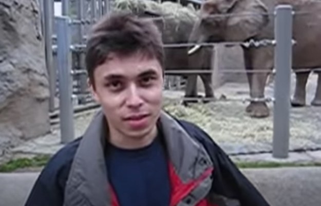 Fragment filmu "Me at the zoo" /YouTube