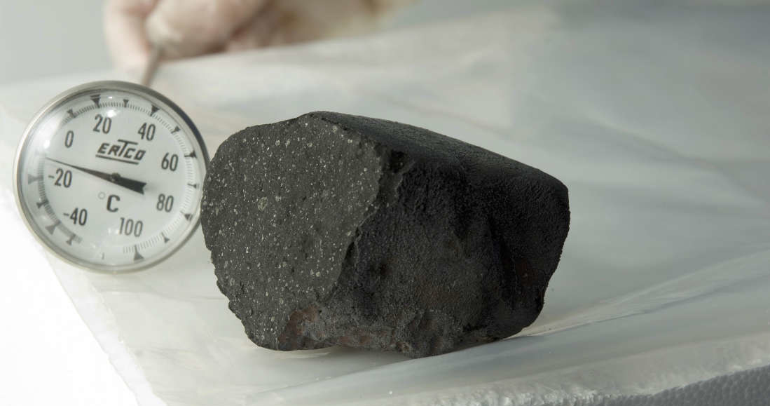 Fragment meteorytu Tagish Lake /materiały prasowe