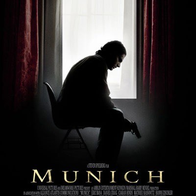 Fragment plakatu filmu "Monachium" /