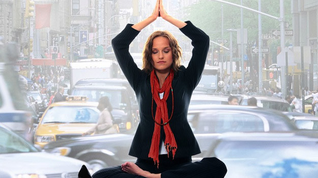 Fragment plakatu "Yogawoman", obrazu, który będzie można zobaczyć na Festiwalu Filmów Świata /materiały prasowe