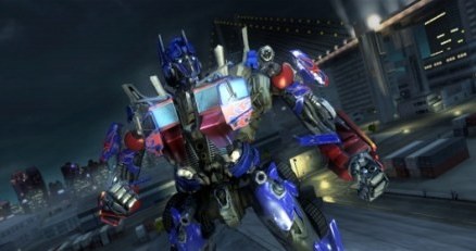 Fragment z gry na podstawie filmu "Transformers: Zemsta Upadłych" /materiały prasowe