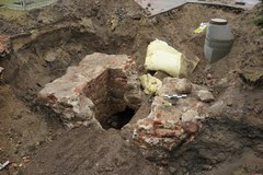 Fragment zabytkowej wieży znaleziony na terenie Zakładu Karnego w Nowogardzie