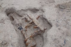 Fragmenty auta terenowego z czasów II wojny światowej znaleziono na plaży w Pobierowie