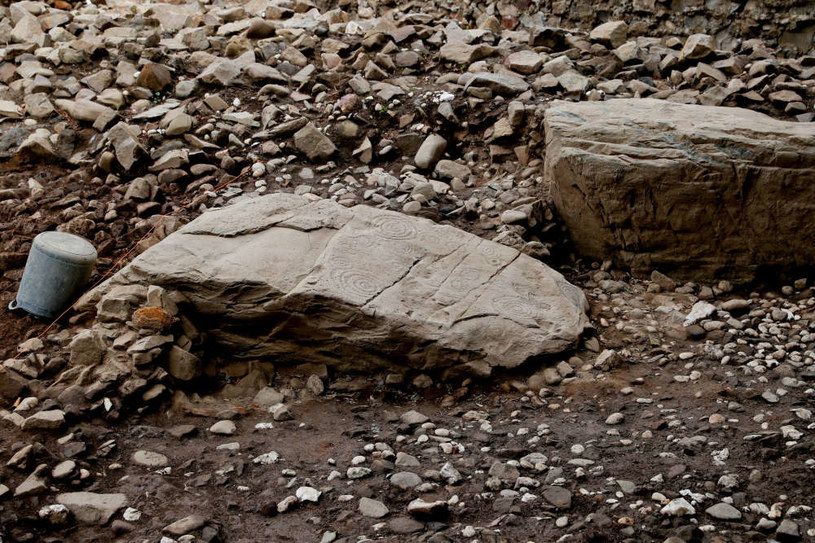 Fragmenty skał otaczające grobowiec /Fot. University College Dublin /materiały prasowe