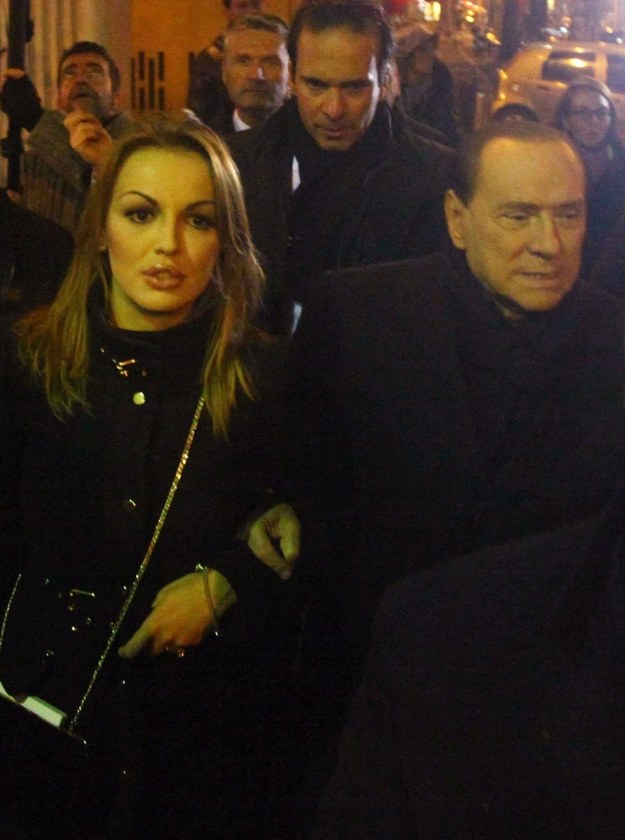 Francesca Pascale i Silvio Berlusconi /fot. STEFANO PORTA /PAP/EPA
