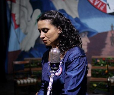 Francisca Gavilán w filmie "Violeta poszła do nieba"