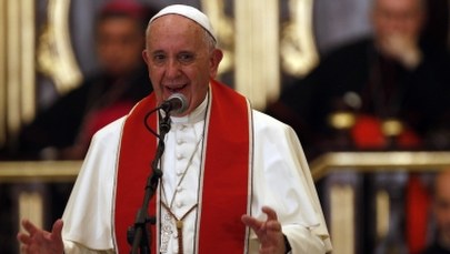 Franciszek na Kubie: Serdeczna atmosfera na spotkaniu z Castro, improwizowane kazanie o ubóstwie
