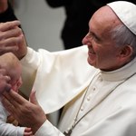 Franciszek odwiedził Benedykta XVI z życzeniami. Watykan mówi o "prostocie codziennych relacji"