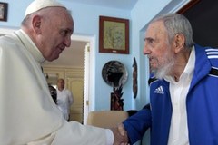 Franciszek spotkał się z braćmi Castro