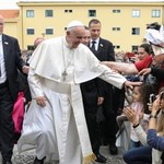 Franciszek zakończył wizytę w Fatimie. Papież kanonizował dwoje dzieci