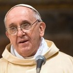 Franciszek: Zamiast przyjeżdżać do Rzymu, pomóżcie biednym