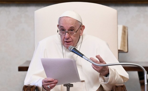 Franciszek (znów) odważnie: Wydał surowy dekret ws. finansów