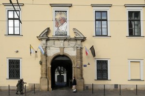 "Franciszkańska 3". Przewodniczący KRRiT wszczyna postępowanie w sprawie reportażu TVN