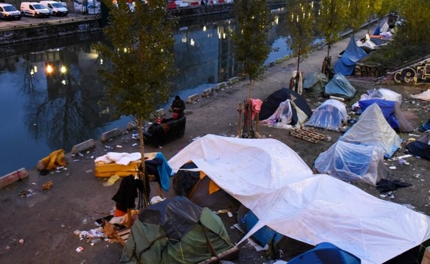 Francja: Burzliwe 61-godzinne obrady parlamentu nad ustawą „o azylu i imigracji”