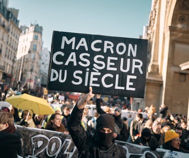 Francja: Elektrownie jądrowe ograniczyły produkcje przez strajki 