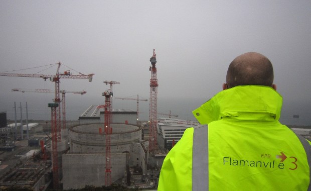 Francja: Gigantyczne problemy z nowoczesną elektrownią atomową 