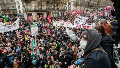Francja: Manifestacje przeciwko reformie emerytalnej. Doszło do starć z policją