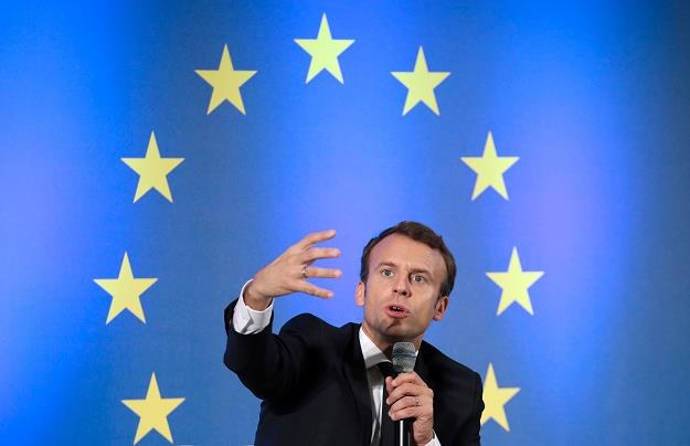 Francja nie chce ustępować w sprawie pracowników delegowanych. Na zdj. E.Macron /AFP