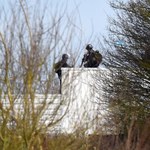 Francja: Podwójny szturm policji. Zamachowcy nie żyją