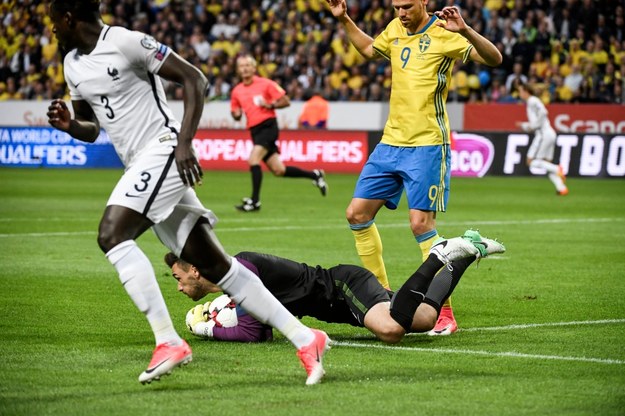 Francja przegrała na wyjeździe ze Szwecją 1:2 /Janerik Henriksson /PAP/EPA