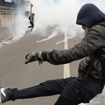 Francja: Starcia licealistów z policją na przedmieściach Paryża