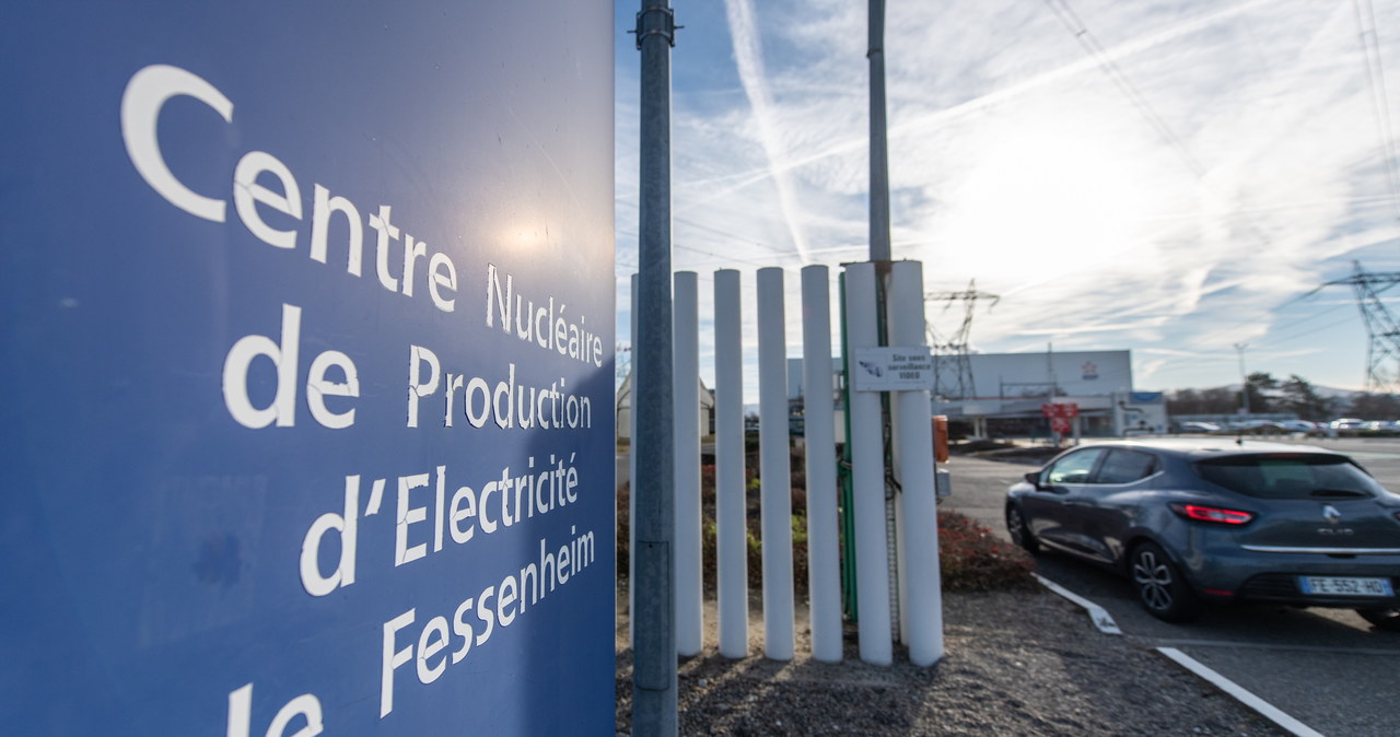 Francja zamyka swoją najstarszą elektrownię jądrową w Fessenheim nad Renem /EPA