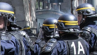 Francja: Zatrzymano 5 osób podczas operacji antyterrorystycznych