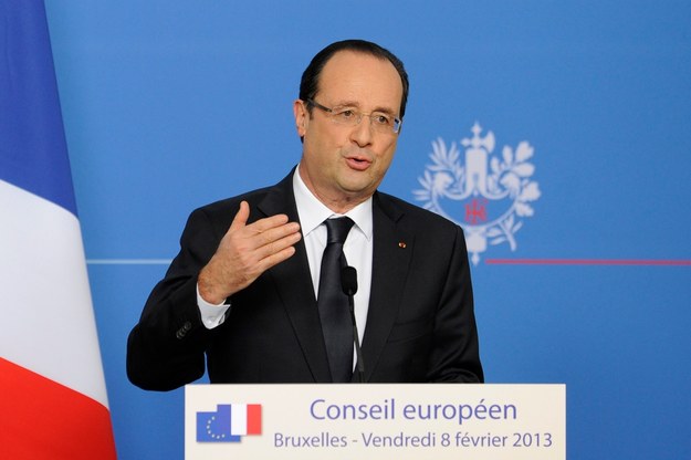 Francois Hollande /YOAN VALAT  /PAP/EPA