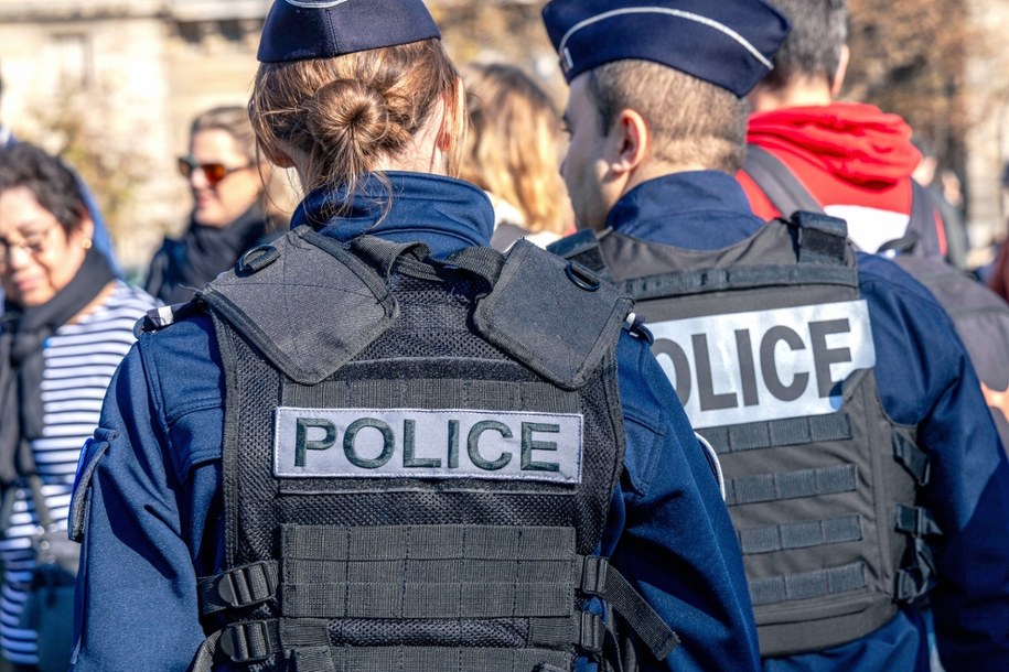 Francuska policja aresztowała trzy osoby, w tym dwie narodowości rosyjskiej. /Shutterstock