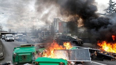 Francuski dziennikarz o protestach w Paryżu. "Były dwa wyjścia"