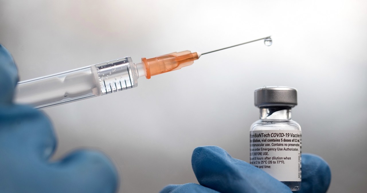 Francuski koncern wesprze produkcję szczepionki BioNTech /PAP