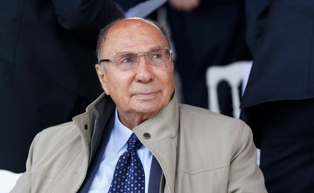 Francuski miliarder miał kupować głosy wyborców