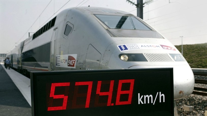 Francuski TGV ustanawia nowy rekord prędkości pociągu jadącego po szynach /Geekweek