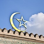 Francuskie MSW zamyka meczet w Cannes